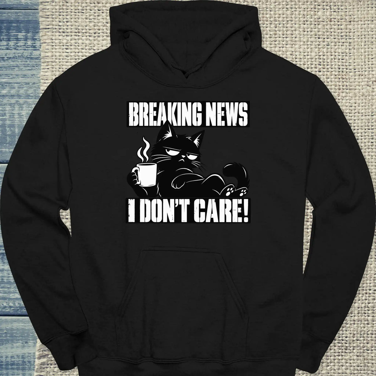 Hoodie - Breaking News I don’t care - Unisex - Katze & Kaffee Schwarz
