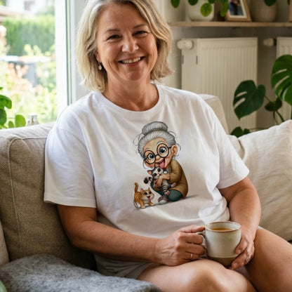 Oma liebt Katzen - T-Shirt