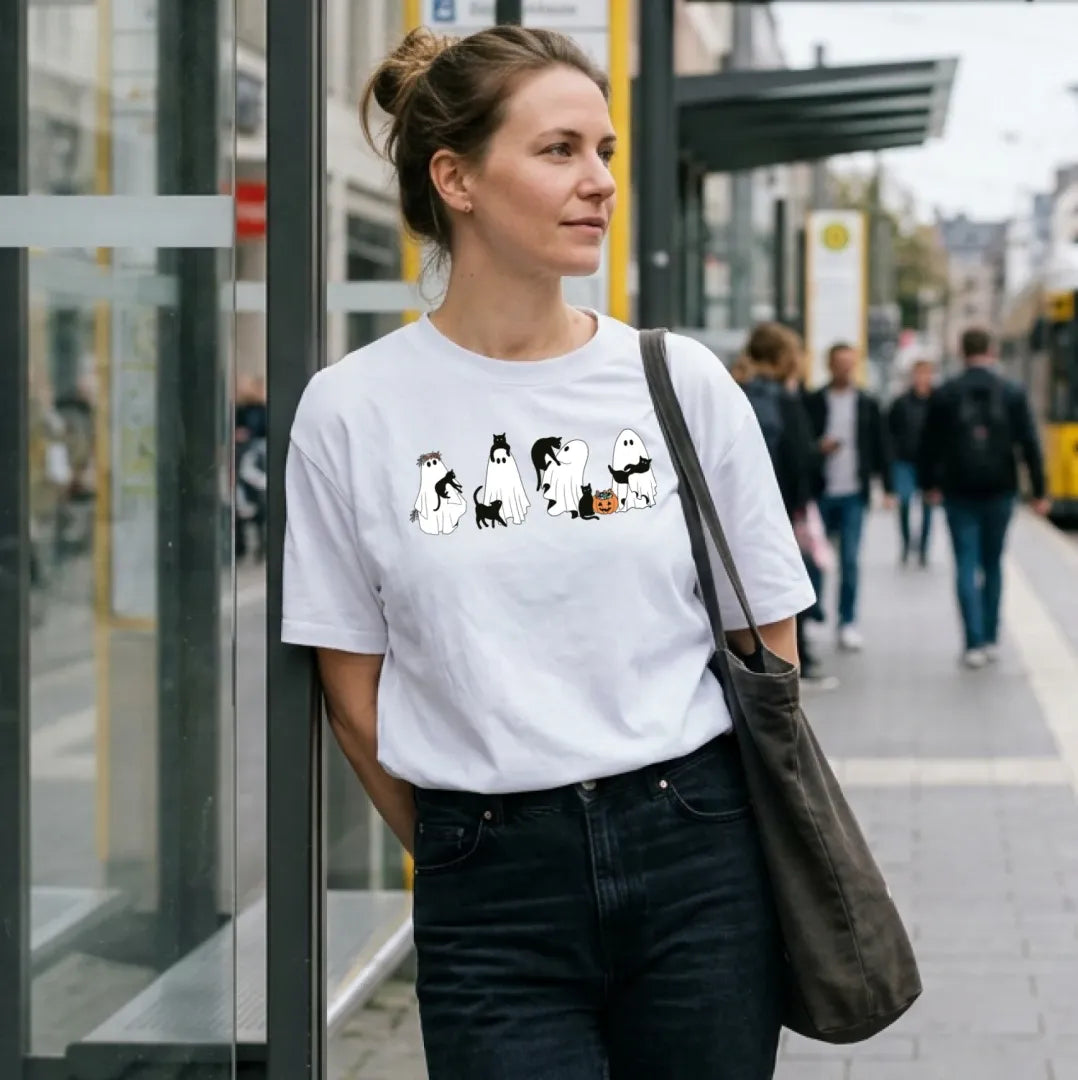 Gespenster und Katzen - T-Shirt