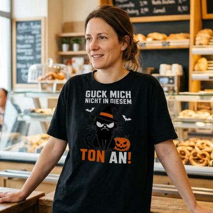 Guck mich nicht - Halloween - T-Shirt