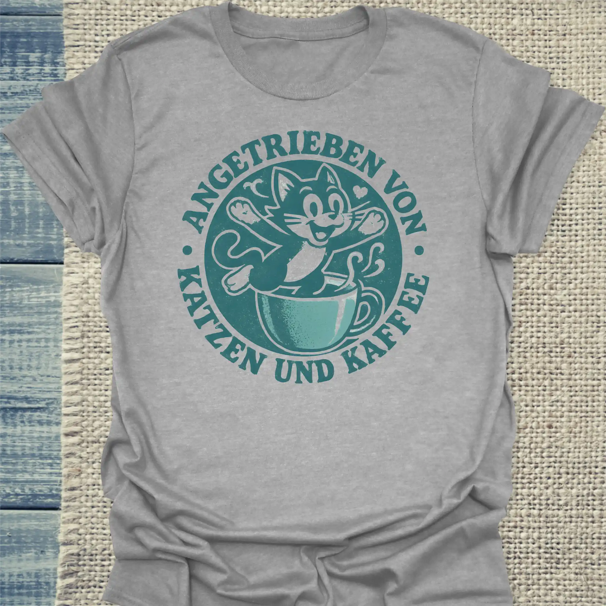 T-Shirt - Angetrieben von Katzen und Kaffee - Unisex - Katze & Kaffee Grau