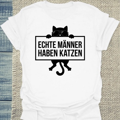 T-Shirt - Echte Männer haben Katzen - Unisex - Katze, Cat Guy Weiß