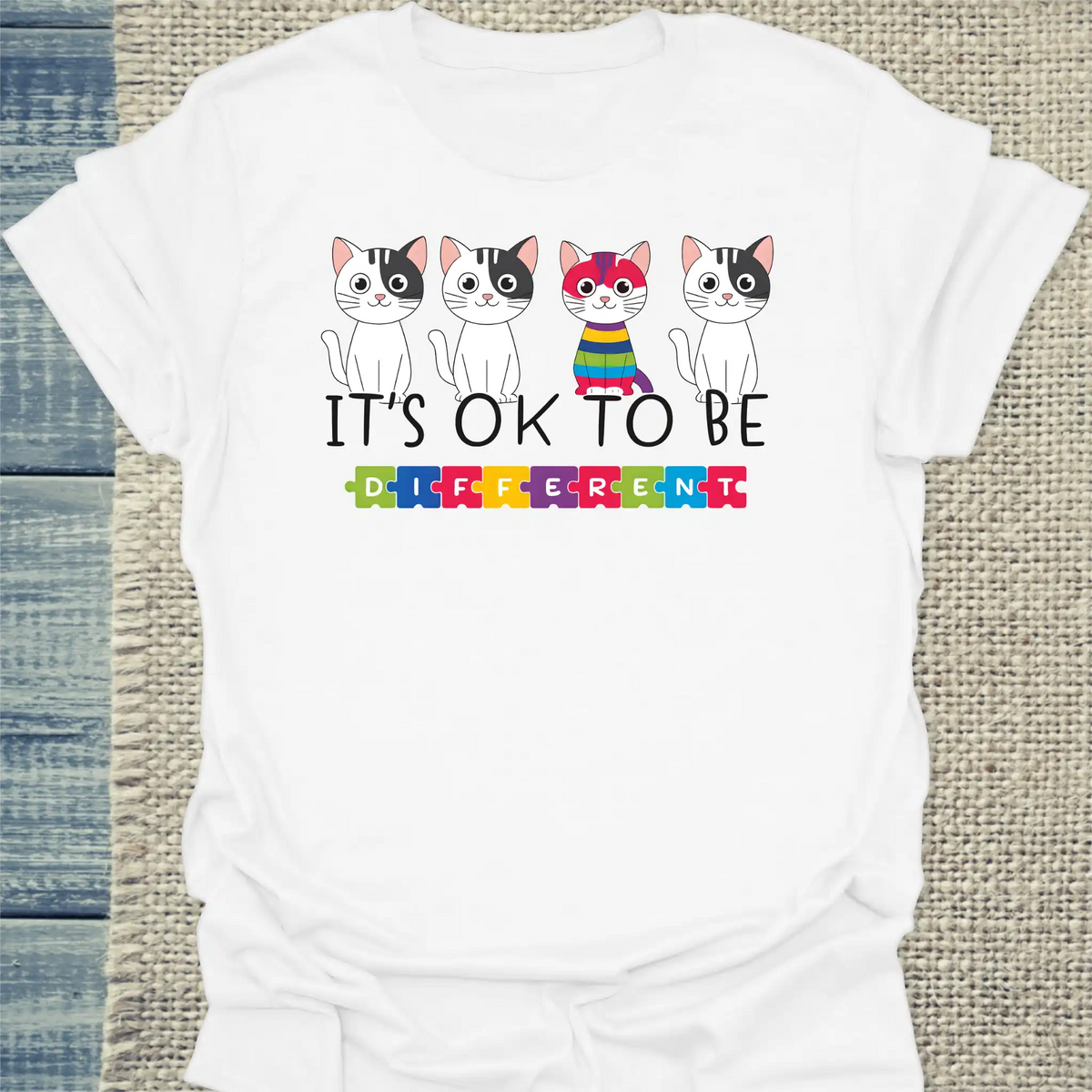 T-Shirt - It's OK to be different - Unisex - Katze Weiß