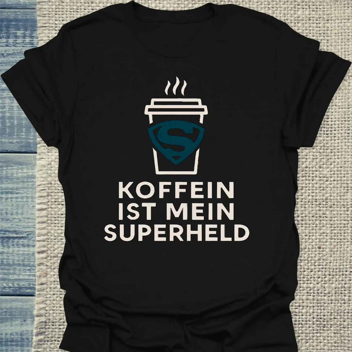 T-Shirt - Koffein ist mein Superheld Becher - Unisex - Kaffee Schwarz