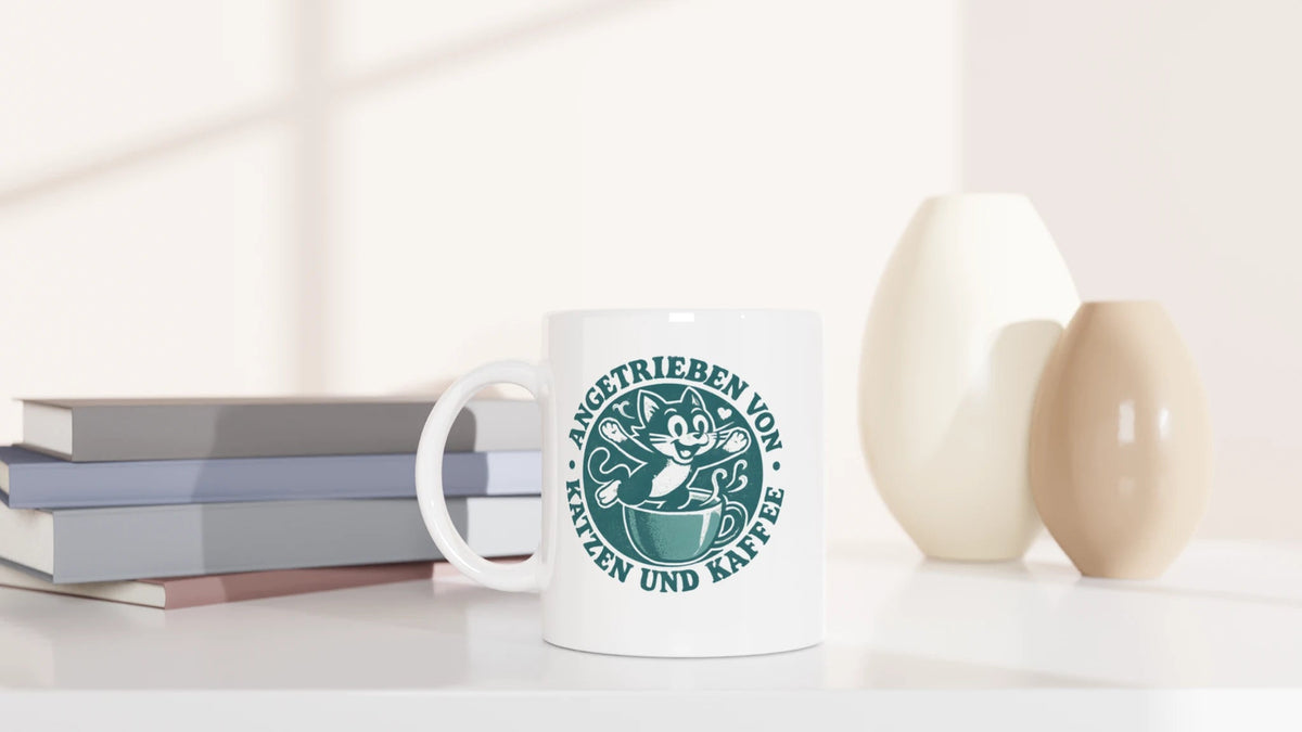 Tasse 325ml - Angetrieben von Katzen und Kaffee - Katze & Kaffee