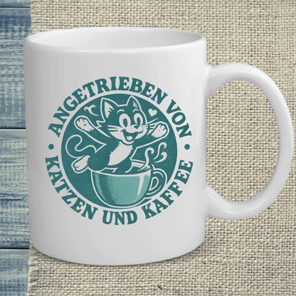 Tasse 325ml - Angetrieben von Katzen und Kaffee - Katze & Kaffee